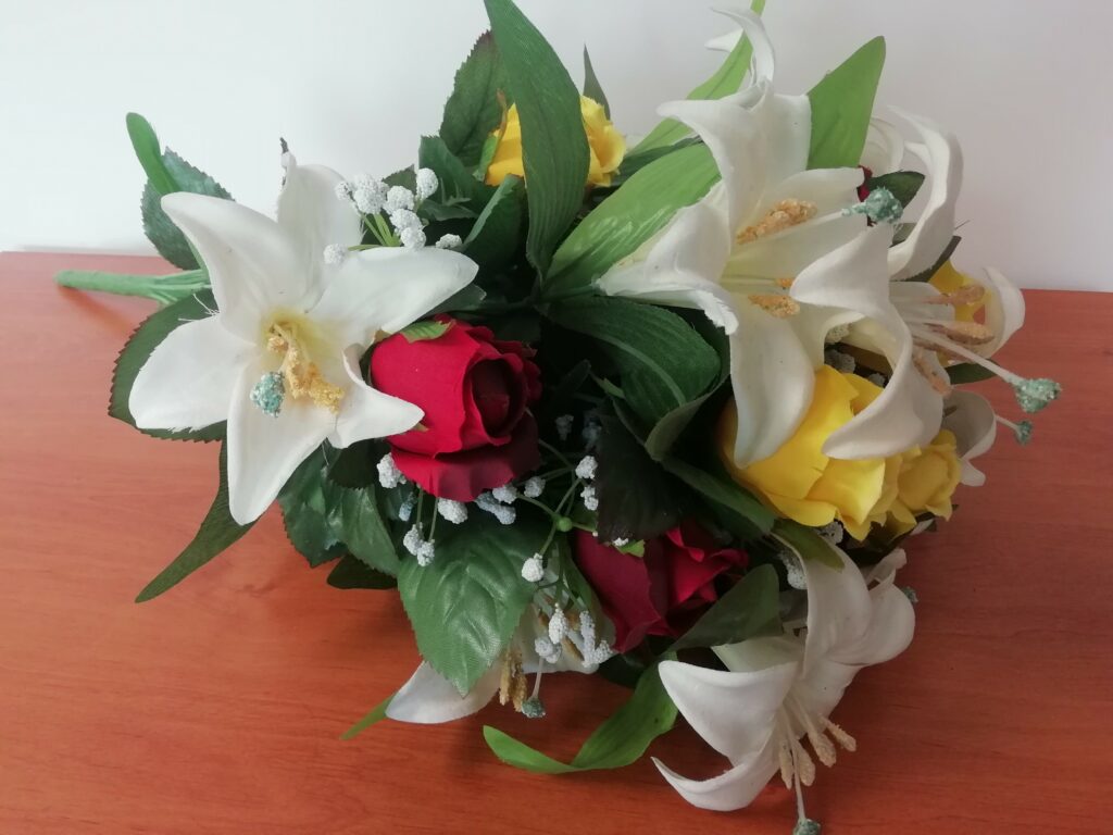 un bouquet de fleurs