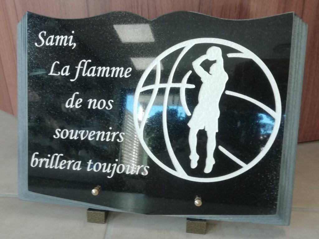 plaque motif basketteur et texte